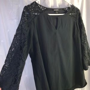 Black 3/4 sleeve dress top